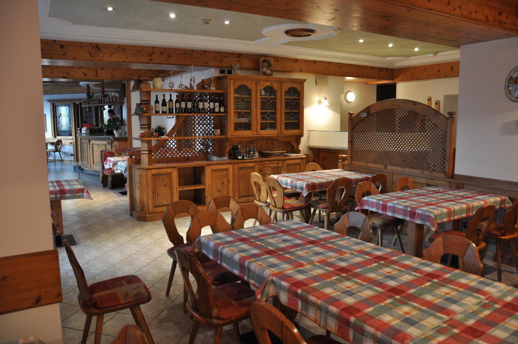 Hotel Dolomiti 3*